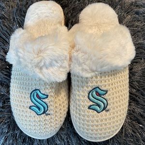 Seattle Kraken Slippers
